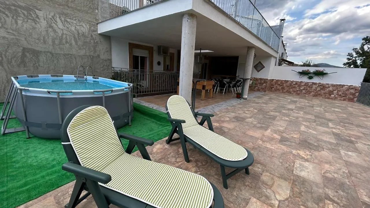Vivienda Rural Saltos De La Osera Mogon 0*,